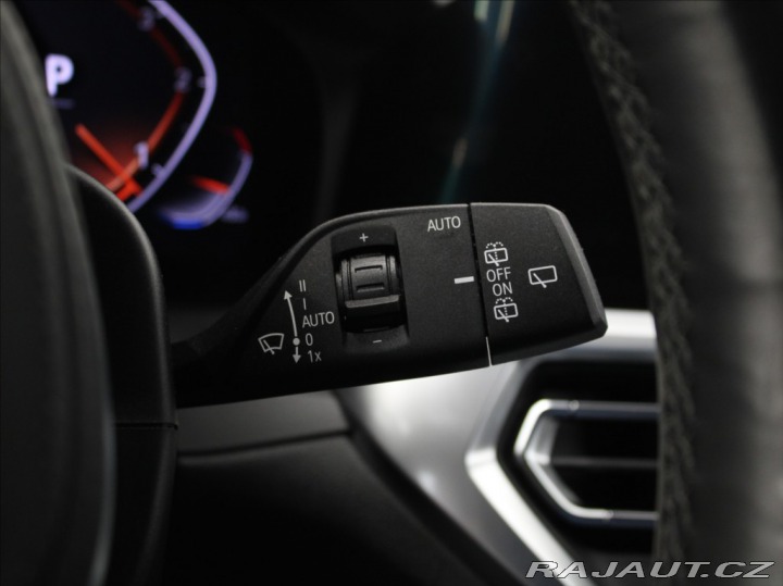 BMW 3 3,0 330xD M Laser DCC Taž 2020