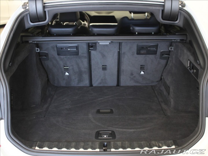 BMW 3 3,0 330xD M Laser DCC Taž 2020