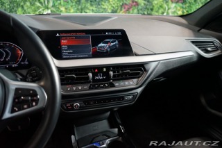 BMW 1 18d*SERVICE*CARPLAY*TEMPO 2022