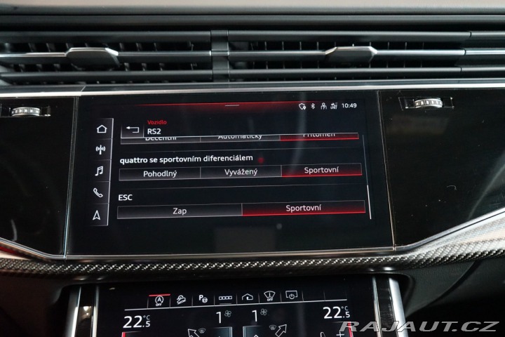 Audi RS Q8 CARBON*CERAMIC*PANO*TAŽ*3 2021