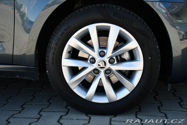 Škoda Octavia 2,0TDI DSG NAVI CARPLAY 2019