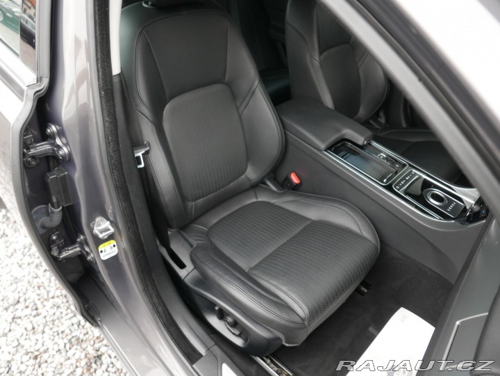 Jaguar XF 3,0 V6 AWD REZERVACE 2016