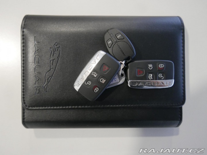Jaguar XF 3,0 V6 AWD REZERVACE 2016
