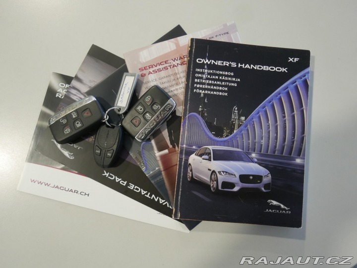 Jaguar XF 3,0 V6 AWD REZERVACE 2016