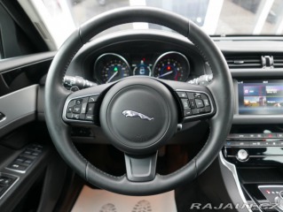 Jaguar XF 3,0 V6 AWD REZERVACE 2016