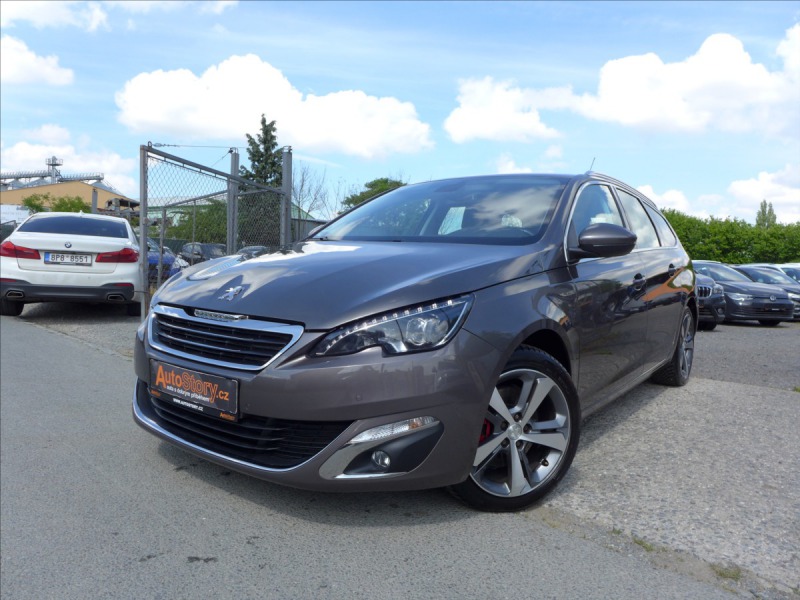 Peugeot 308 2,0 HDi FULL LED,TAŽNÉ