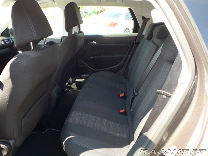 Peugeot 308 2,0 HDi FULL LED,TAŽNÉ 2016