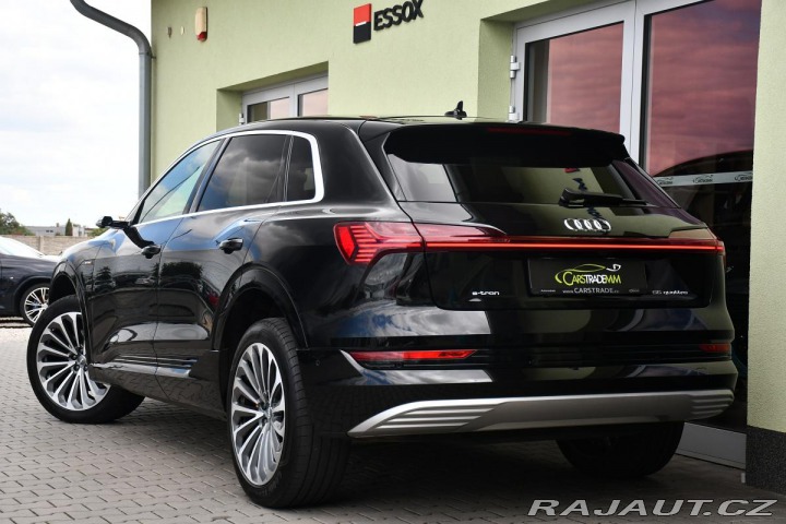 Audi e-tron 55 QUATTRO VZDUCH DOVĚRY 2020