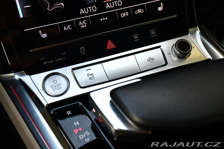 Audi e-tron 55 QUATTRO REZERVACE 2020
