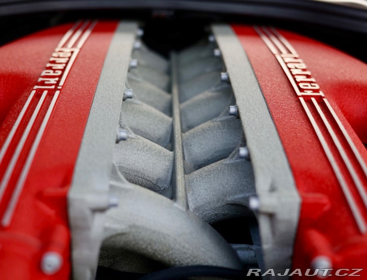 Ferrari Ostatní modely F12 berlinetta 6.3 | Tailor Made - 1. 2015