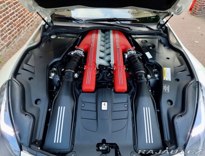 Ferrari Ostatní modely F12 berlinetta 6.3 | Tailor Made - 1. 2015