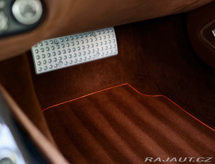 Ferrari Ostatní modely F12 berlinetta 6.3 | Tailor Made - 1. 2015