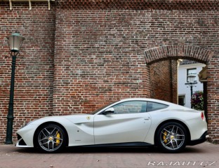 Ferrari Ostatní modely F12 berlinetta  6.3  | Tailor Made - 1. 2015