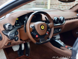 Ferrari Ostatní modely F12 berlinetta  6.3  | Tailor Made - 1. 2015