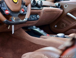 Ferrari Ostatní modely F12 berlinetta  6.3  | Tailor Made - 1. 2015