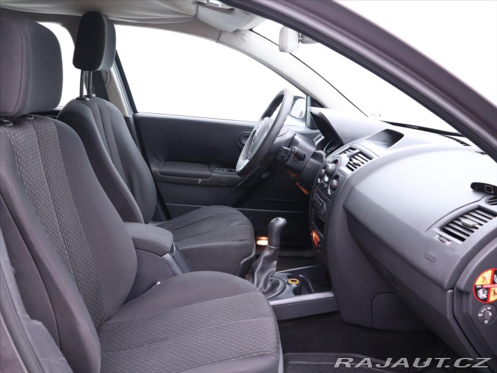 Renault Mégane 1,6 i 83kW CZ Klima Tažné 2004