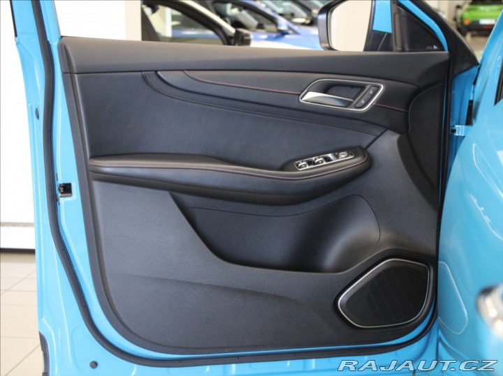MG HS 1,5 TGI 7DCT Excite 28tkm 2023