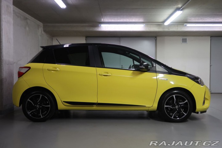 Toyota Yaris 1.5Hybrid,CZ,Selection 2018