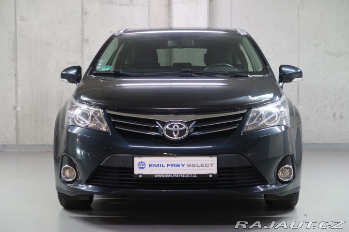 Toyota Avensis 1.8VVTi,108kW,Manuál 2012
