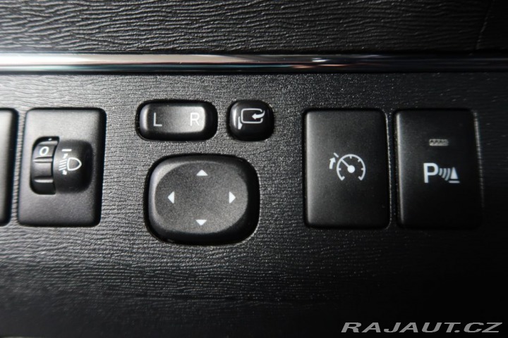 Toyota Avensis 1.8VVTi,108kW,Manuál 2012