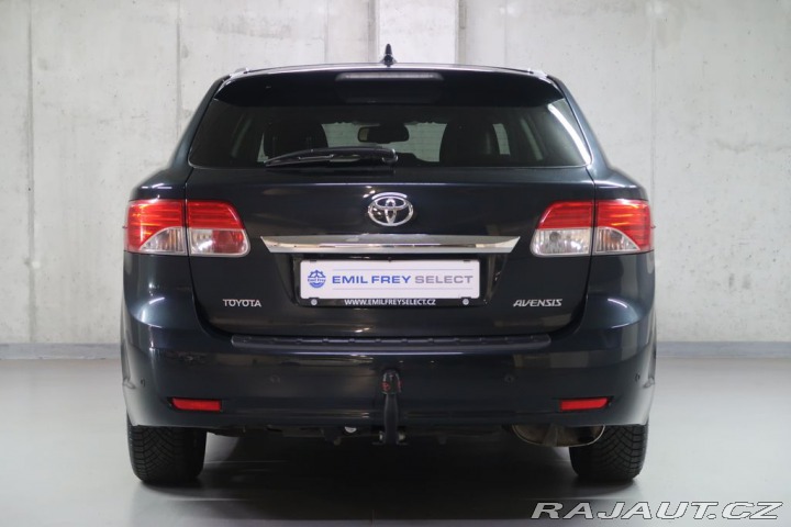 Toyota Avensis 1.8VVTi,108kW,Manuál 2012