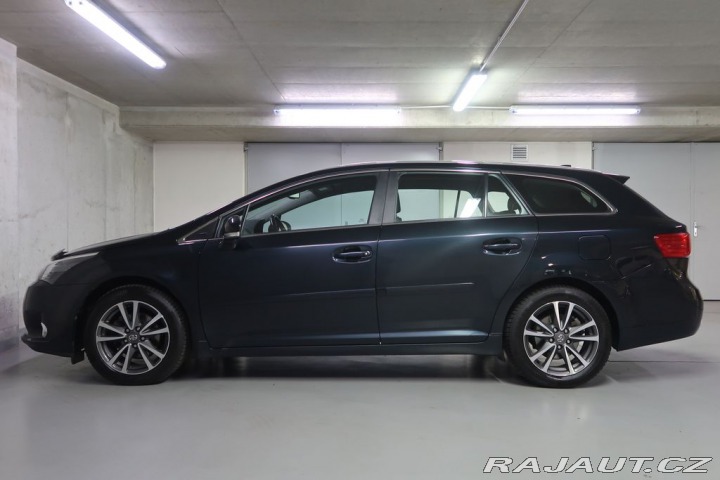 Toyota Avensis 1.8VVTi,108kW,Manuál 2012