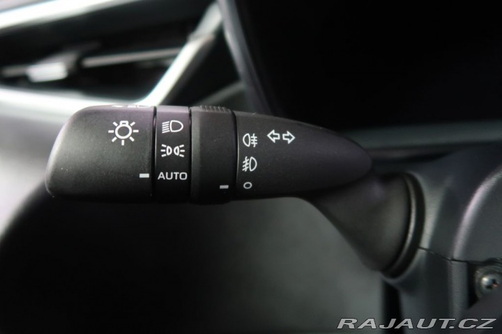 Toyota Corolla 1.8Hybrid,CZ,EXEKUTIVE 1800