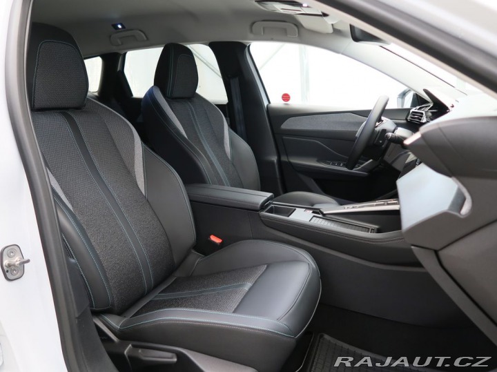 Peugeot 308 1.5BlueHDi,CZ,1Maj,ALLURE 2024
