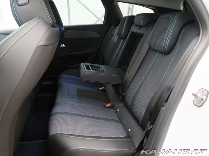 Peugeot 308 1.5BlueHDi,CZ,1Maj,ALLURE 2024