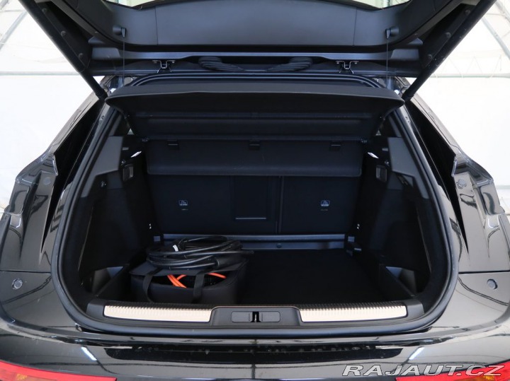 Ostatní značky Ostatní modely DS Automobiles DS7 Crossback E-TENSE,CZ,1Maj,PERFORMAN 2023