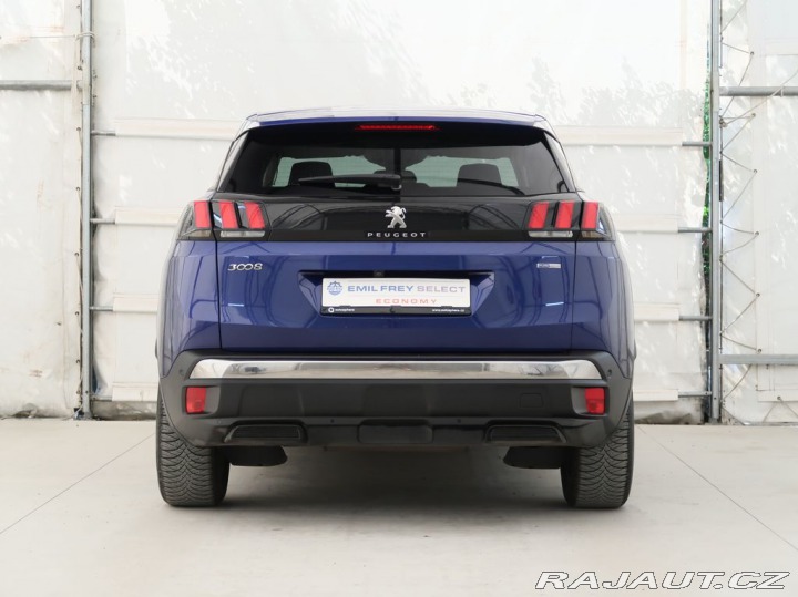 Peugeot 3008 1.2PureTech,96kW,ALLURE,M 1800
