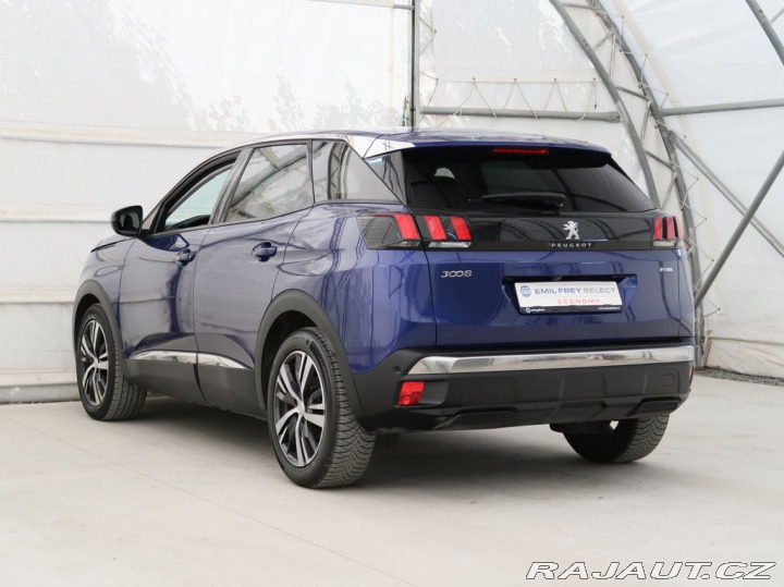 Peugeot 3008 1.2PureTech,96kW,ALLURE,M 1800