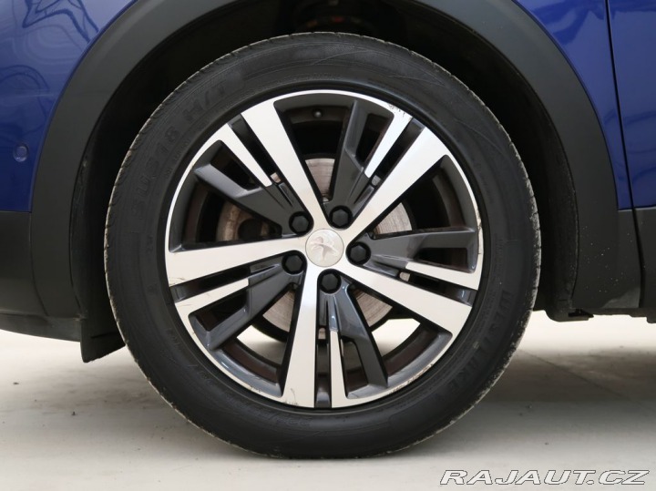 Peugeot 3008 1.2PureTech,96kW,ALLURE,M 1800