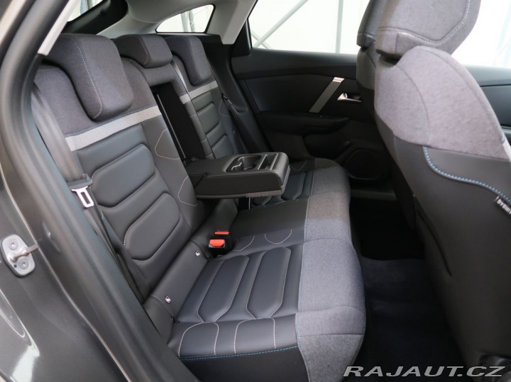Citroën C4 1.2PureTech,96kW,SHINE,AT 2023