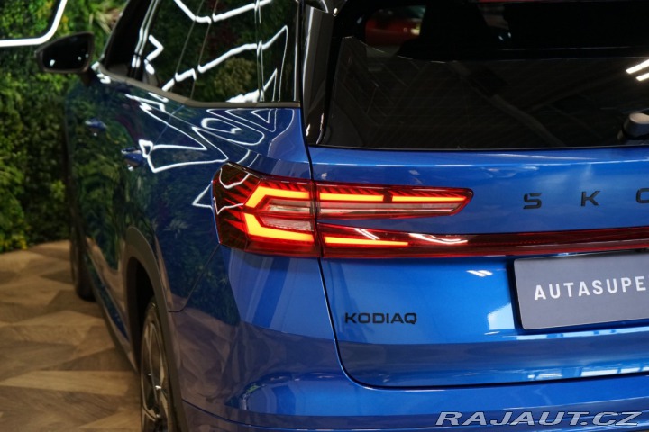 Škoda Kodiaq RS*7-MÍST*CANTON*DCC+*MAT 2025