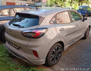 Ford Puma St-line hybrid 2023