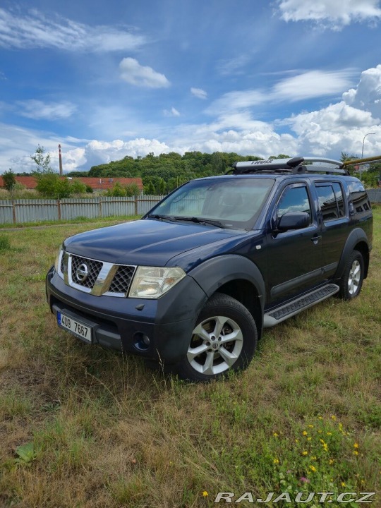 Nissan Pathfinder r51 128kw automat 7 míst 1800