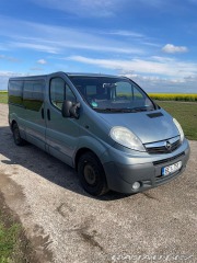 Opel Vivaro 2,0 84kw - 9 míst 2011
