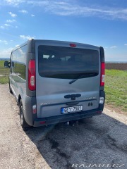 Opel Vivaro 2,0 84kw - 9 míst 2011