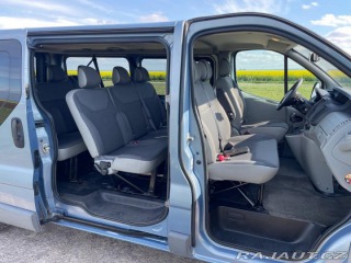 Opel Vivaro 2,0 84kw - 9 míst 2011