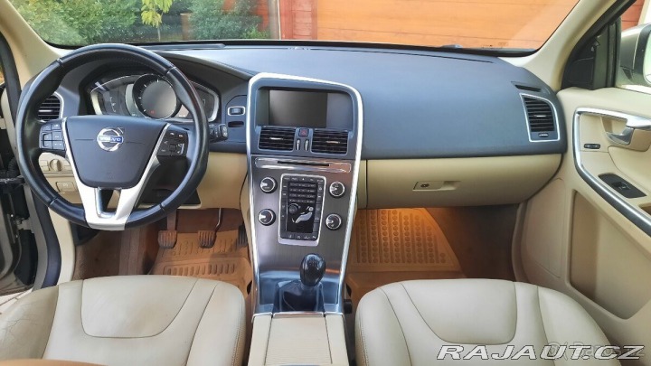 Volvo XC60 2,0 FWD, 100kw,2014 2014