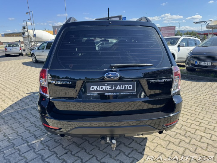 Subaru Forester 4X4 2,0i 110 KW TAŽNÉ 2010