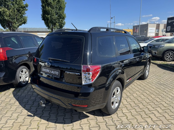 Subaru Forester 4X4 2,0i 110 KW TAŽNÉ 2010
