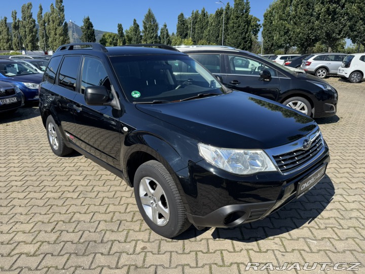 Subaru Forester 4X4 2,0i 110 KW TAŽNÉ 2010