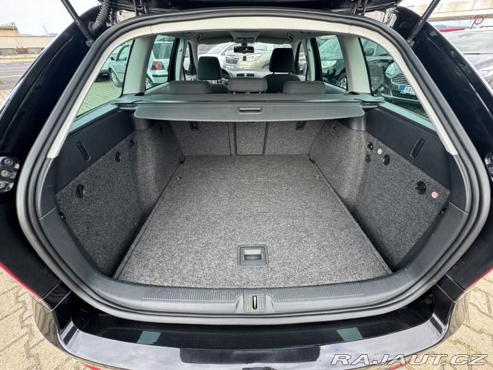 Škoda Octavia FACELIFT 2,0 TDI 103 KW 2012