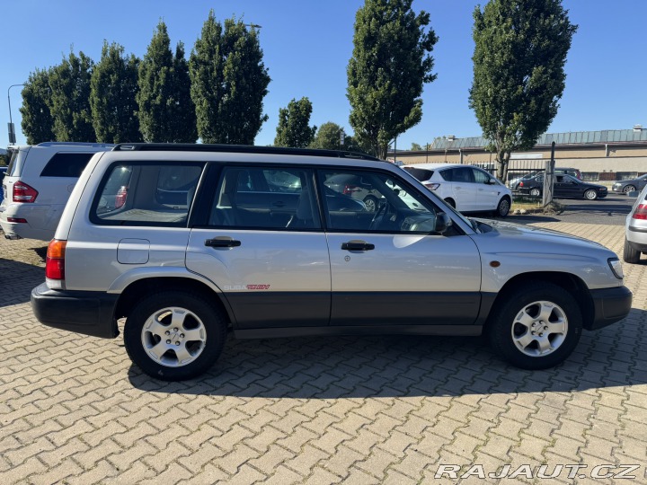 Subaru Forester 4X4 2,0i 92 KW TAŽNÉ STK 2000