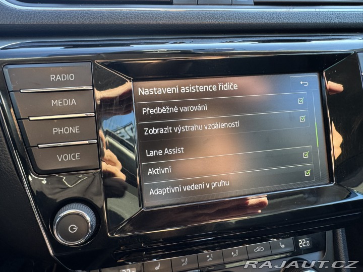 Škoda Superb DSG 2,0 TDI 110 KW ROZV. 2015