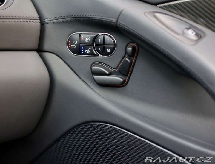 Mercedes-Benz SL 63 AMG DESIGNO, 386KW, A 2008