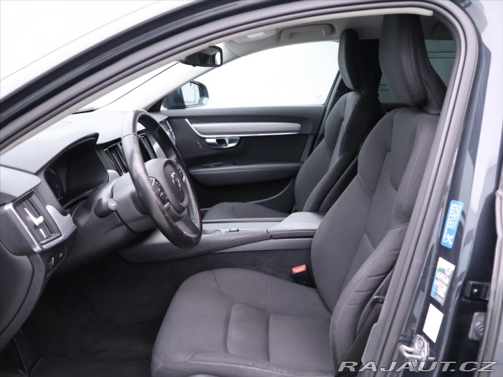 Volvo V90 2,0 110kW ALU Tažné Servi 2018