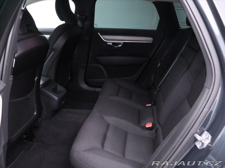 Volvo V90 2,0 110kW ALU Tažné Servi 2018